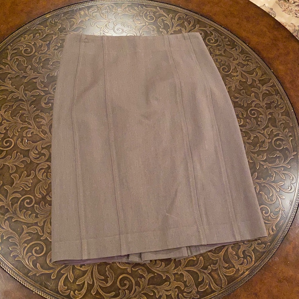 Gray pencil skirt